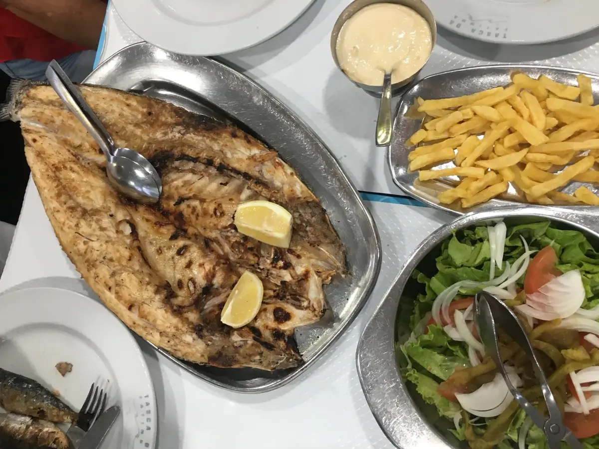 Traditional Portuguese seafood lunch served during a Setúbal wine tour in Portugal