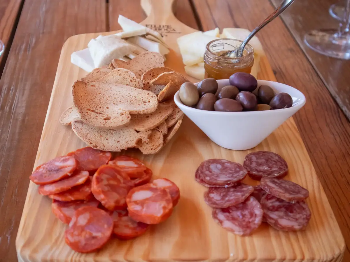 A Portuguese cheese and charcuterie board paired with Setúbal wines